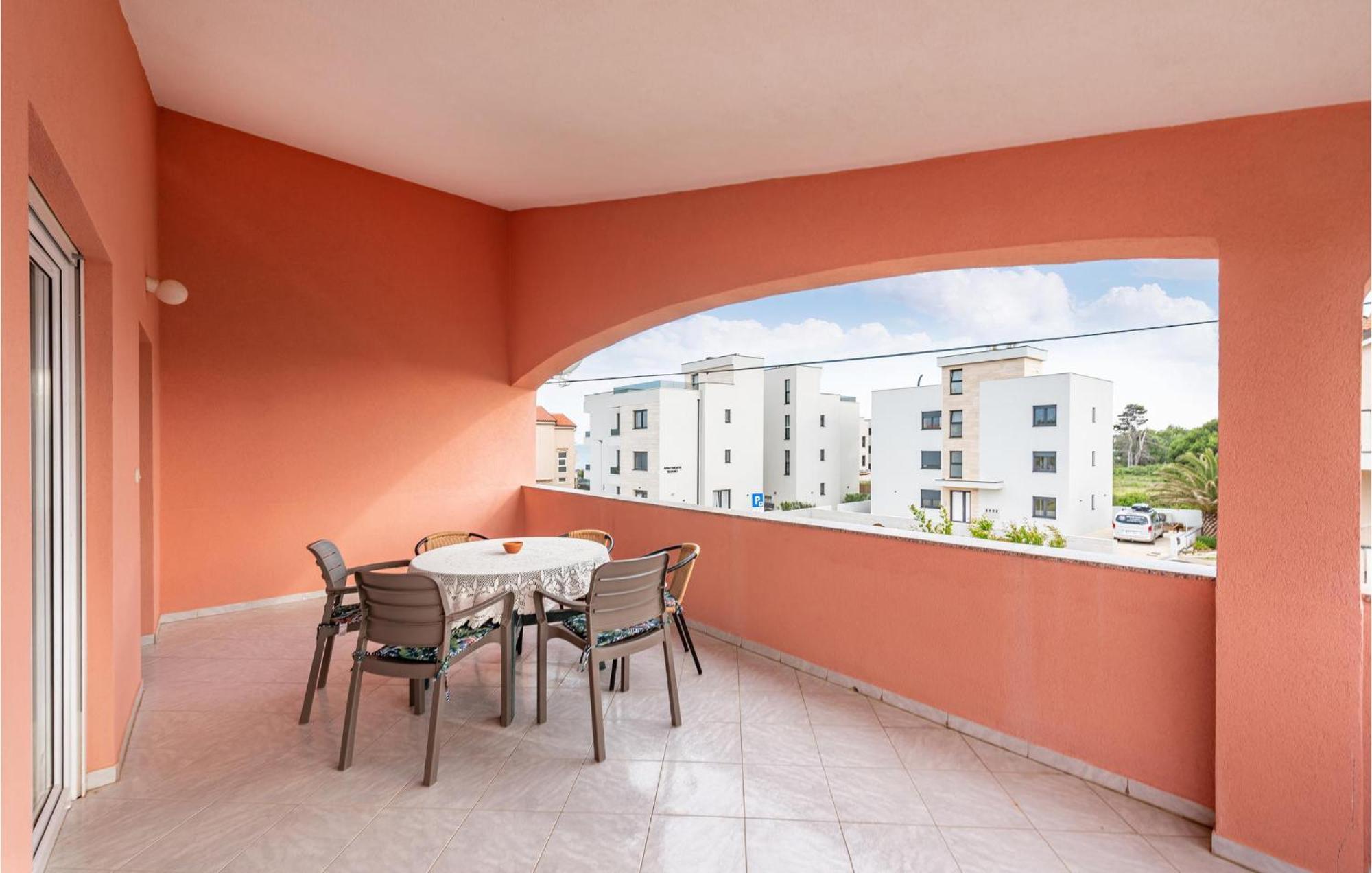 Beautiful Apartment In Vir With Wifi 외부 사진
