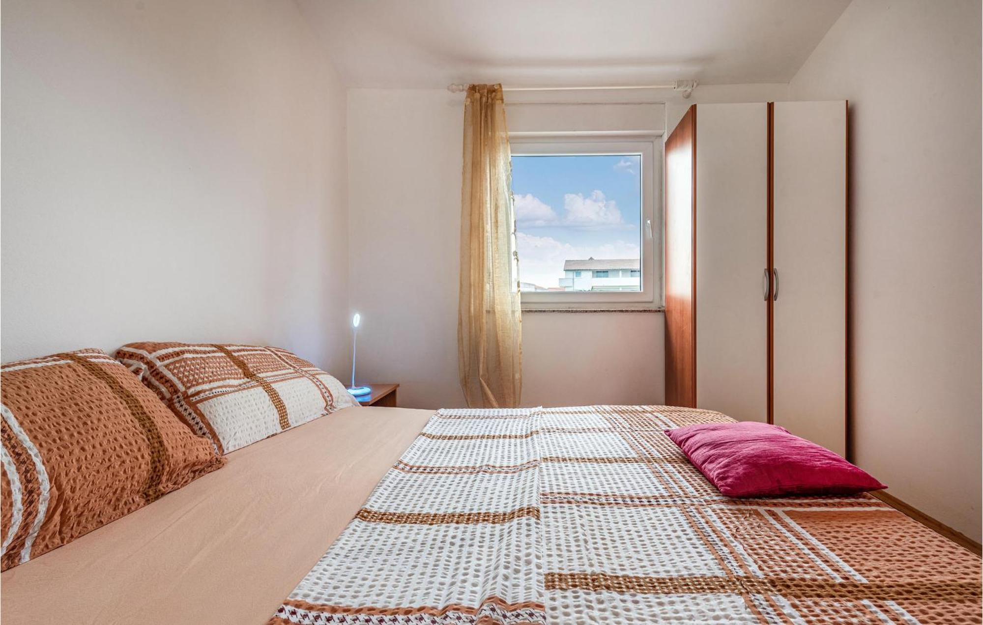 Beautiful Apartment In Vir With Wifi 외부 사진